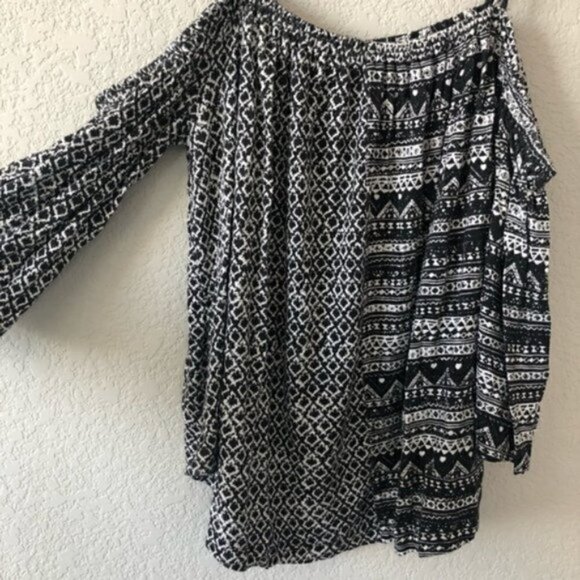 Anthropologie Deletta Black & White Reeve Cold Shoulder Long Sleeve M - Picture 6 of 9
